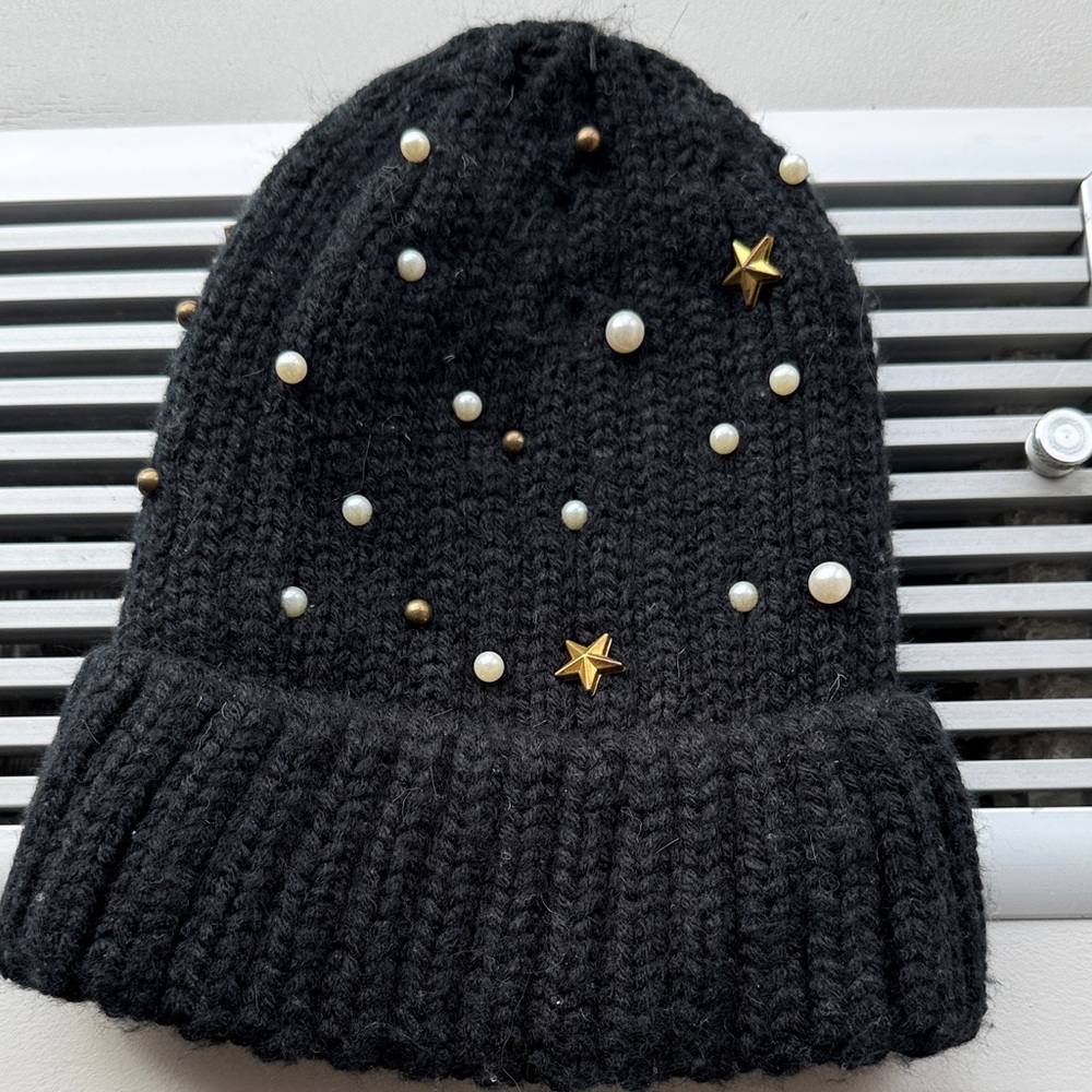 Annabelle Black Knit Beanie with Pearls and Stars OS